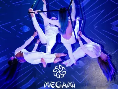 Megami Club – Hotel Marinela представи първото в български нощен клуб акробатично шоу на въздушен куб