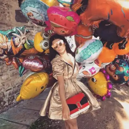 Мегз избяга да се лекува в Гърция