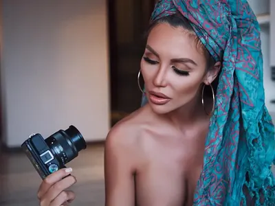 Моника Валериева се мъчи да разведе женен застраховател (Вижте как го изнудва + КАКВО точно прави в Дубай - Скандални разкрития)