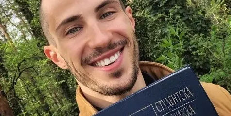 Наум Шопов започва да прави гърди! Певици и плеймейтки ще се редят на опашки, за да се силиконизират при него