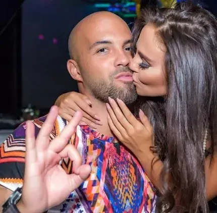 Ники М. и Николета купонясват на „Шушана“ в ресторант номер 1 в София! (Видео)