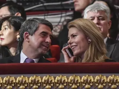 Потвърдено! Плевнелиев и Деси Банова чакат бебе наесен