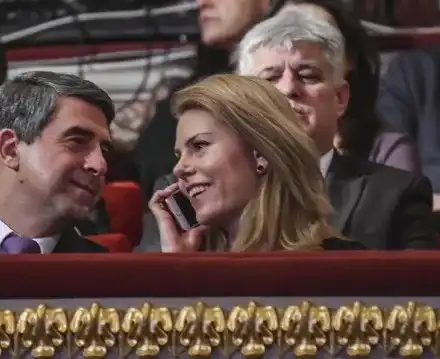 Потвърдено! Плевнелиев и Деси Банова чакат бебе наесен