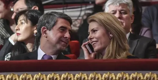 Потвърдено! Плевнелиев и Деси Банова чакат бебе наесен