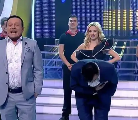 Рачков пребит от брат си през април! Водещият крие синини с дебел пласт фон-дьо-тен (Подробности)