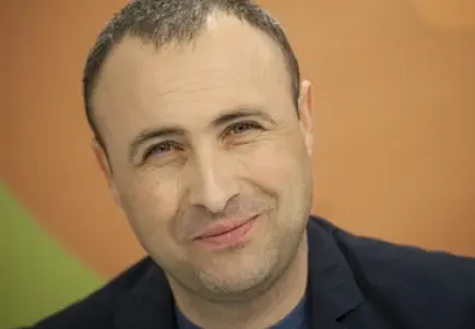 Руслан Мъйнов си разваля магия