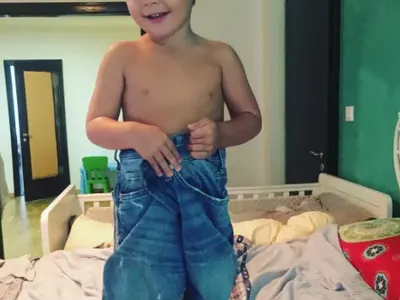 Синът на Диляна Попова тотално копие на Блатечки (ФОТО в галерията)