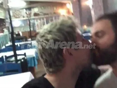 Скандална сцена! Кютук пиян, Цветин на Камелия пусна език на нежен фризьор!