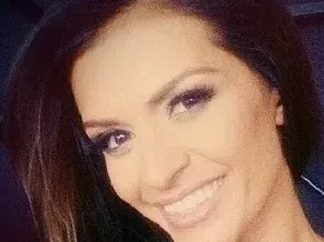 Топ 9 на звездите с изкуствени зъби! Ето кои ВИП персони блестят с фейк ченета