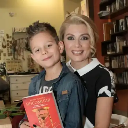 Венета Райкова  отглежда дете-чудо!  9-годишният Патрик е почти готов с първия си роман