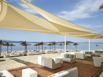 Вижте къде ще е сватбата на Деси и Росен, за която Плевнелиев ще пръсне 1 млн. лева (Снимки)