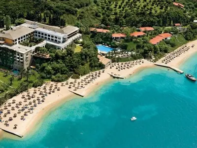 Вижте къде ще е сватбата на Деси и Росен, за която Плевнелиев ще пръсне 1 млн. лева (Снимки)