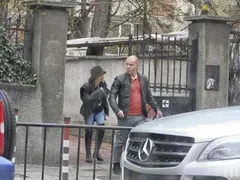 Лили с нов джип за ЧРД! Сама си го подари (Подробности)