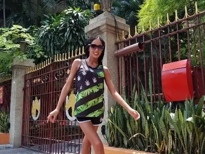 Защо Ани Хоанг и DEE затвориха улица в Банкок? (Видео и снимки)