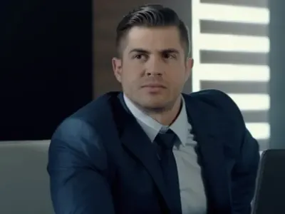 48-годишна лелка прибра Иво Аръков след години нещастна любов! Затова актьорът напоследък рязко възмъжа