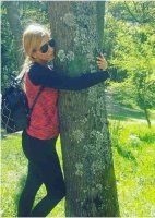 Анелия вае дупе в планината