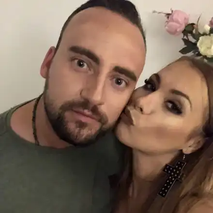 Анастасия по-образована от колежките си! Знае няколко езика, записва се и на немски заради мъж