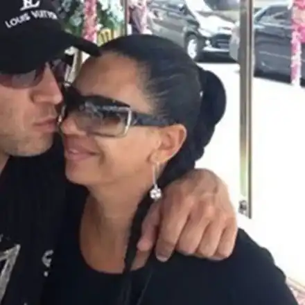 Анита Мейзер закъса с парите