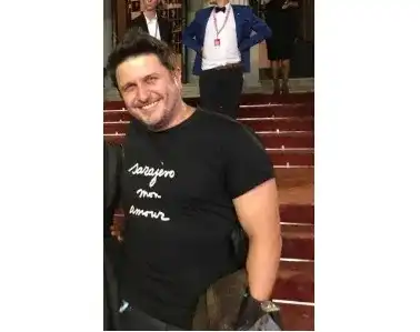 Асен Блатечки се ошишка! Качи 15 кила, след като спря цигарите