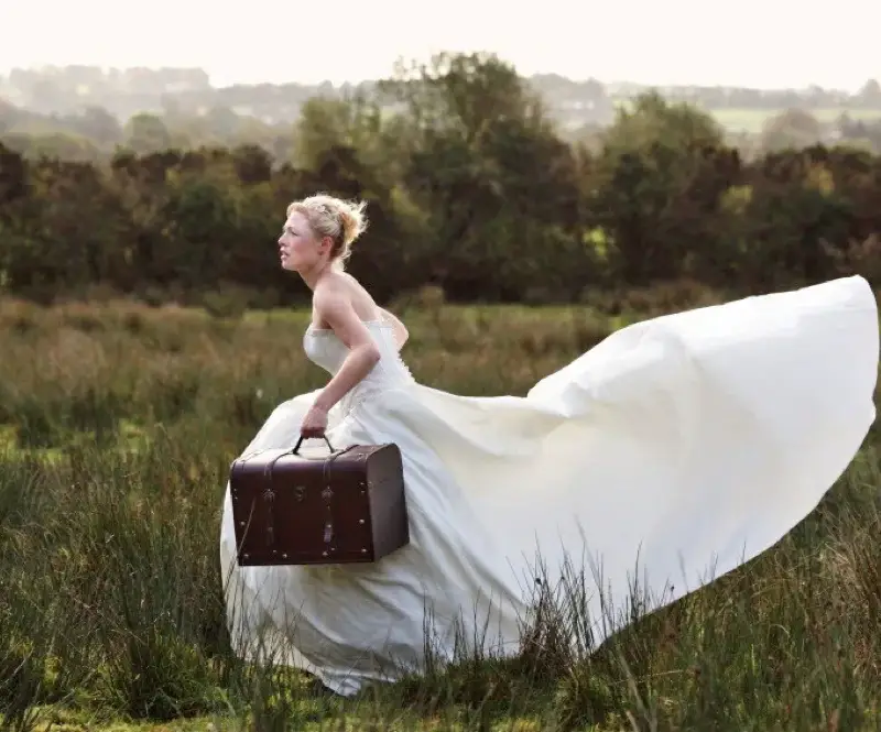 Барманка завлече жених с 10 бона