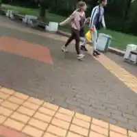 Боби Комсийски омагьосан от врачка (Богаташът лудо влюбен, направи й дете, ще се жени)