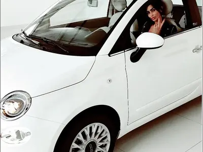 Божинката зарадва Биляна с кола