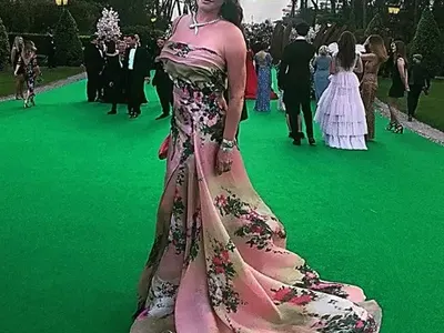 Дарина Павлова цъфти с двама любовници! Върти италиански модел и френски режисьор