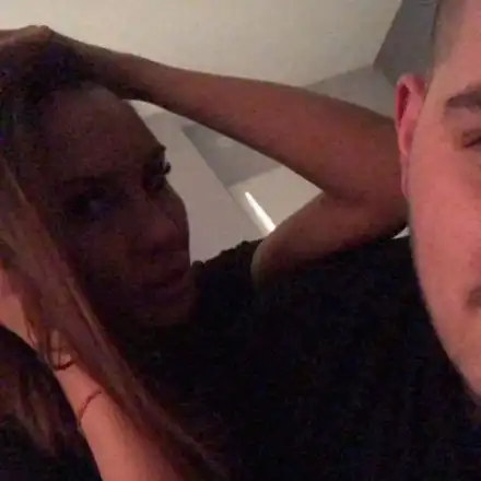 Ексклузивно! Известна чалга певица заби милионерски наследник! (Подробности)