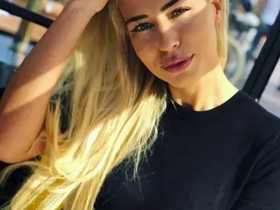 Ексклузивно в HotArena! Тази клюка обикаля светските среди: Иво Кръстев бил шута на Дани от Люлин, тя забила собственика на „Хепи“ Орлин Попов?