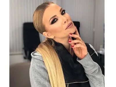 Емилия: Не мачкам чаршафите с мъжете ей така - за спорта, а правя любов!