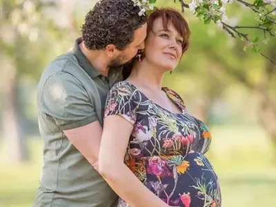 Ето от кого роди Биляна Петринска! (Ексклузивни снимки)