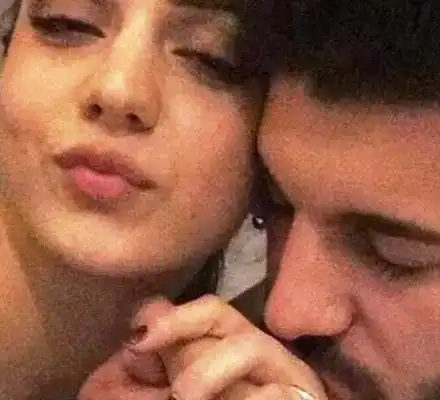 Фики и Гюлджан още крият лицето на бебето от суеверие