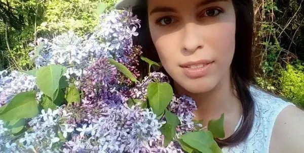 Гъсеници нападнаха Биляна от „Откраднат живот”