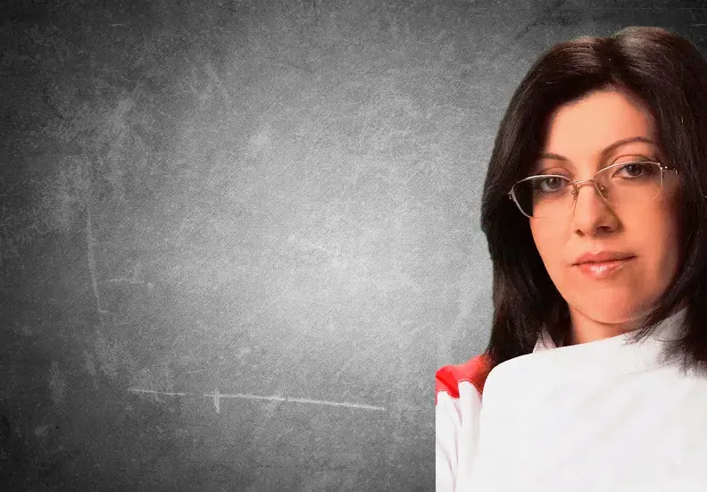 Гичка забременяла още в 12 клас (Колоритната готвачка не отишла на бала си заради бебето)