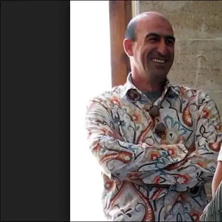 Йордан Лечков с 50 папагалски ризи в гардероба