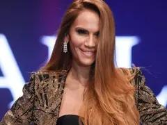 Ивайла Бакалова крие годежен пръстен