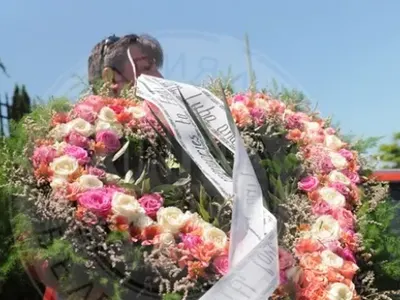 Изпратиха Феди Башур с масонски ритуал на имения ден на Емилия + кой е поръчал черна магия на певицата (Снимки)