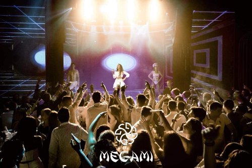 Левски празнува рожден ден и победа с Емануела в Megami Club – Hotel Marinela (СНИМКИ)