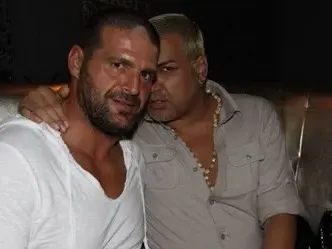 Любовник на Азис влиза в затвора за 3 години! Отива в пандела заради търговия със забранени субстанции