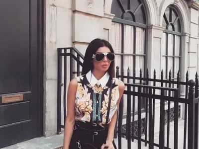 МЕГЗ с подарък кон за 20 бона