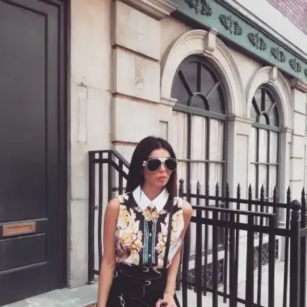 МЕГЗ с подарък кон за 20 бона