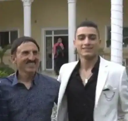 Милко Калайджиев изпраща лекар и архитект абитуриенти