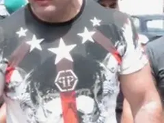 Митьо Очите и гаджето на Преслава смениха „Версаче“ с „Филип Плейн“ + кои родни бандити заприличаха на клоуни, за да са в крак с модата