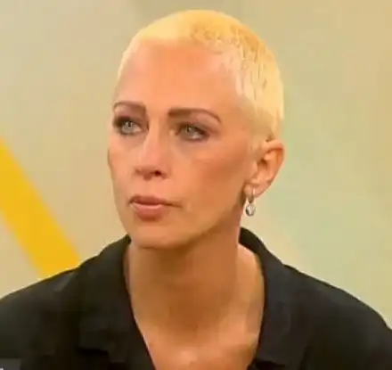 Нана си маха яйчниците като Анджелина Джоли