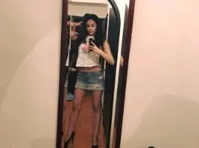 Невен Павлова от реалити шоуто с Пацо стана модел! Прави си и скандални фотосесии  (Кадри)