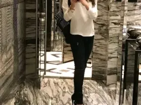 Невен Павлова от реалити шоуто с Пацо стана модел! Прави си и скандални фотосесии  (Кадри)