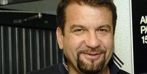 Ники Кънчев в афера с млада изкусителка? Размениха си телефоните на събитие, но не по работа (Фото в галерията)