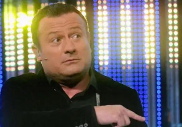 Орязаха Раков с половин заплата! Гала изпусна самолета заради шопинг, закъсня за ефир