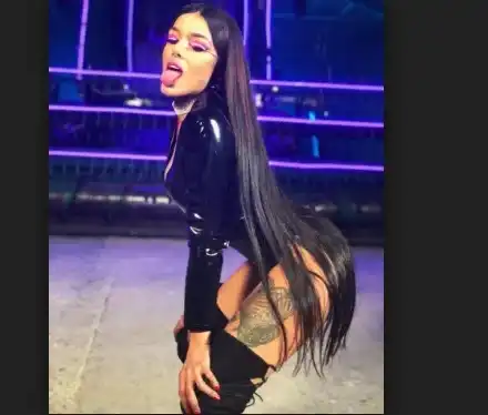 Певицата Диона наперено натри носа на конкурентката Гери-Никол: Не ти, а аз съм първото момиче, което се издигна с рап!