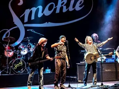 Полицията погва измамата със Смоуки! Никой не иска да върне парите на феновете за проваления концерт